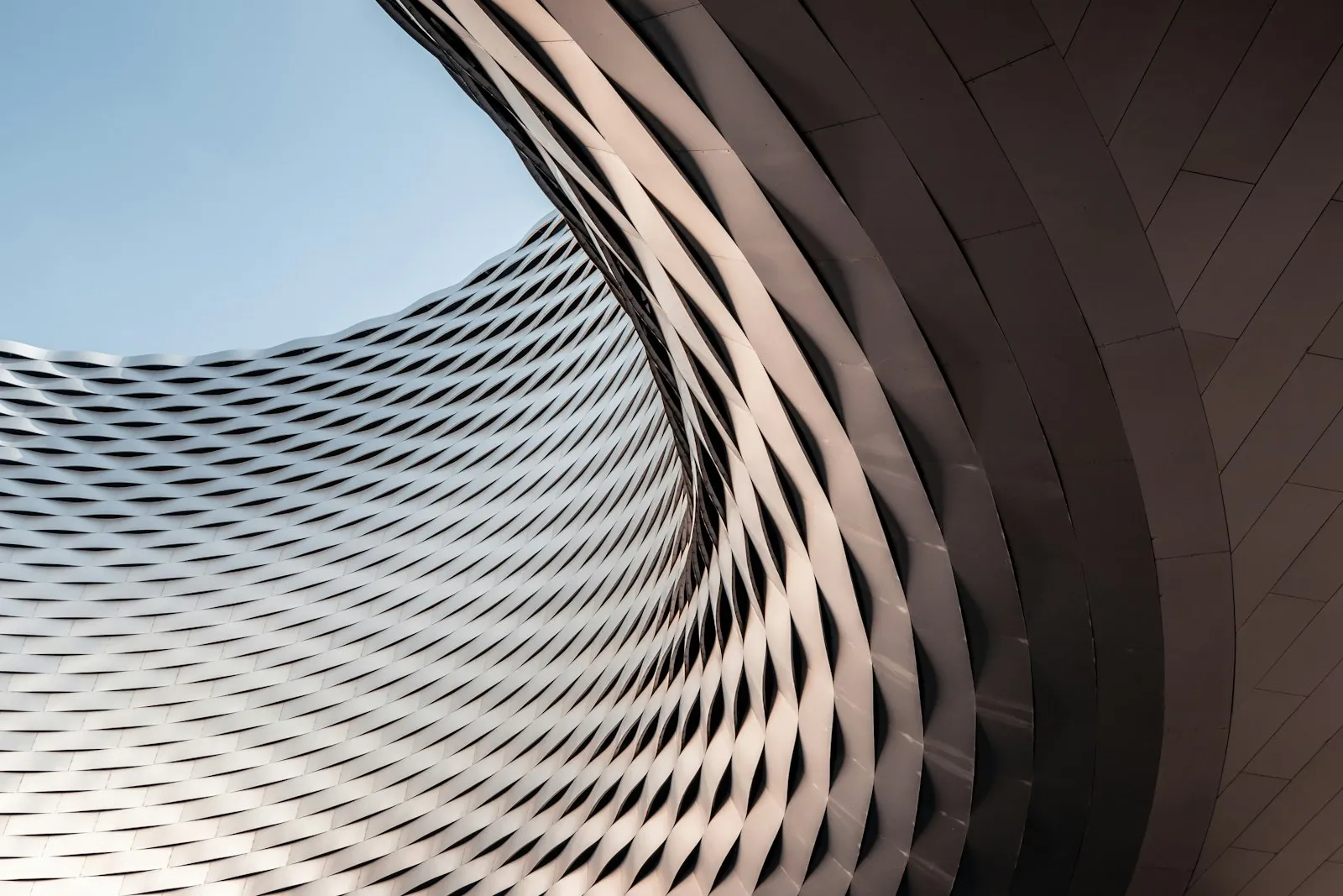 Gemma 4 12B Drops the Multimodal Encoder: Google's Bet on a Unified Token Space